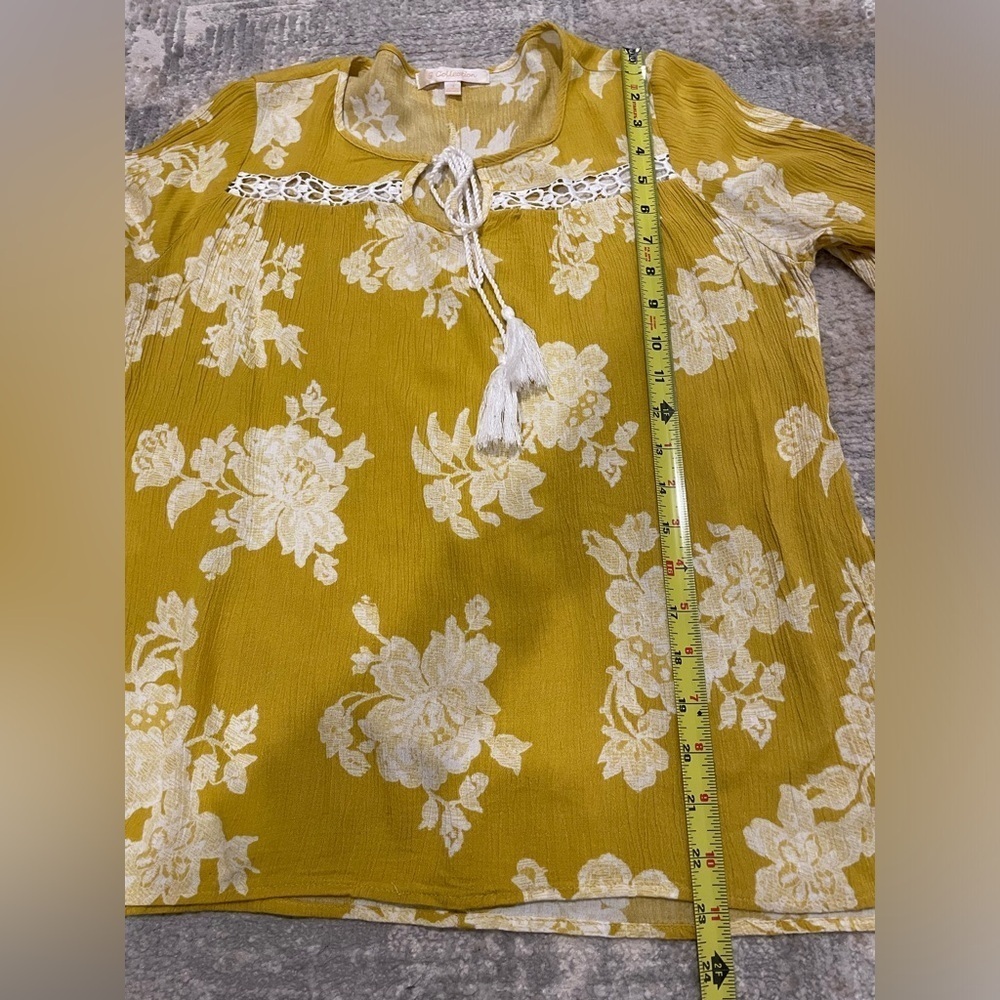 G Collection Yellow Floral Boho Blouse W/ Bell Sleeve Tassel & Lace Detail Small - Picture 8 of 9
